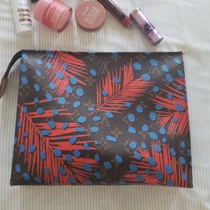Louis Vuitton Jungle Poppy Toiletry